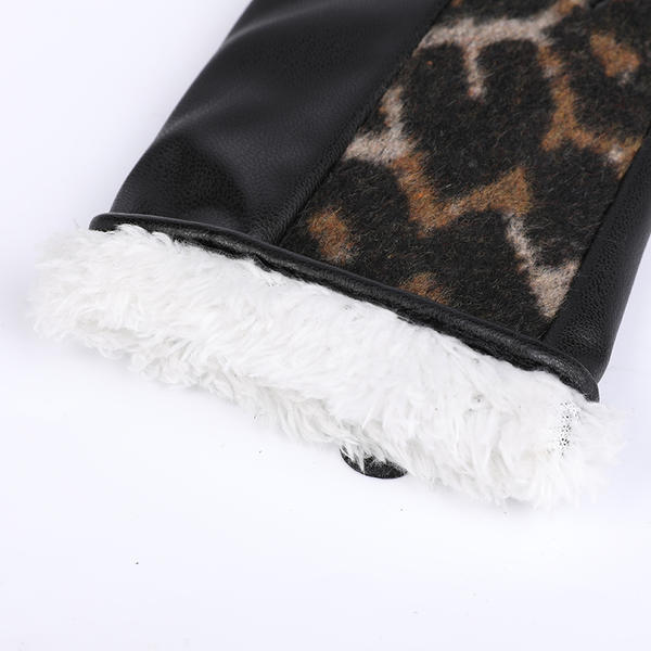 Sustainable material women leather gloves AW2025-49